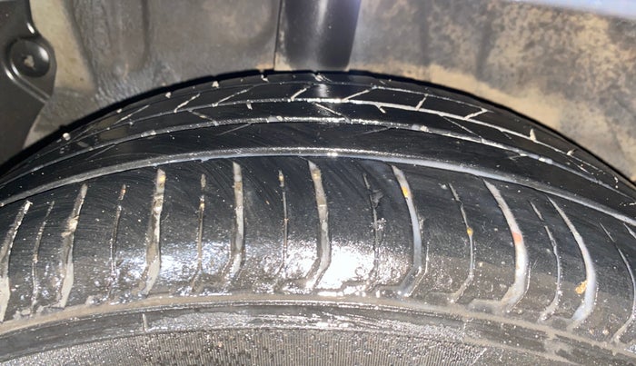 2025 Hyundai NEW I20 ASTA 1.2 MT, Petrol, Manual, 49,110 km, Right Rear Tyre Tread