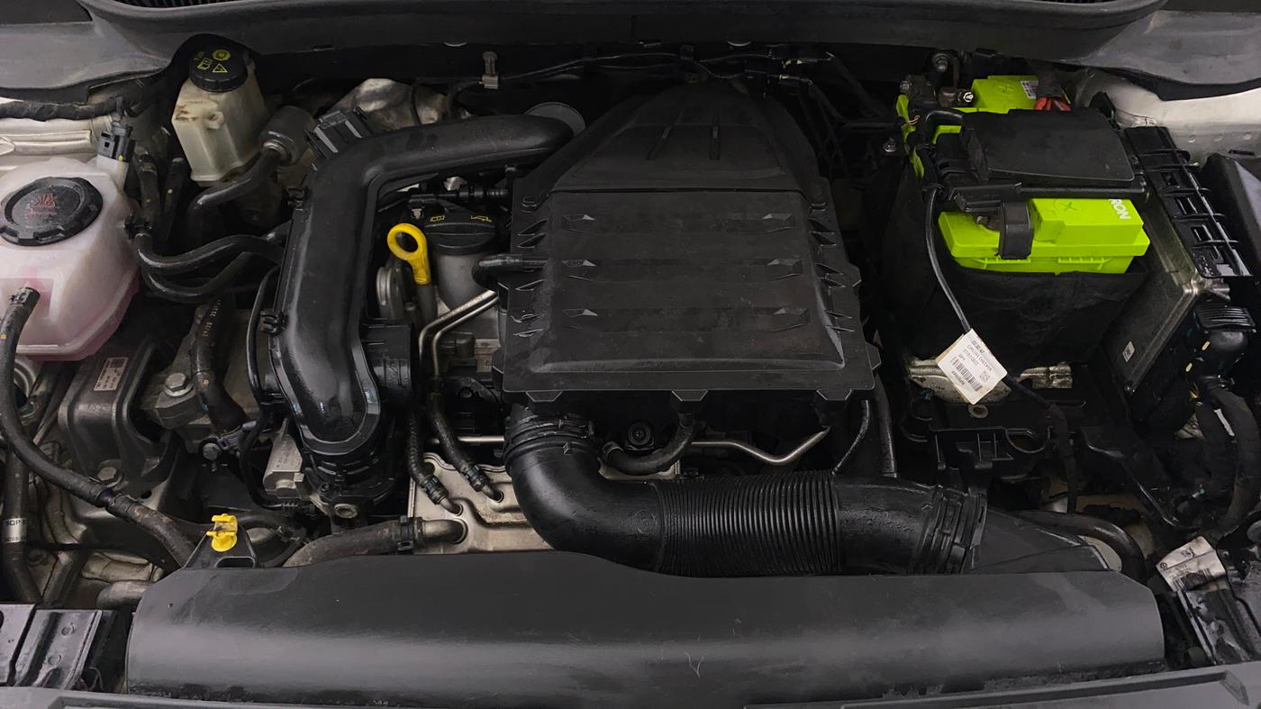 2022 Skoda KUSHAQ AMBITION 1.0L TSI MT, Petrol, Manual, 72,759 km, Engine View