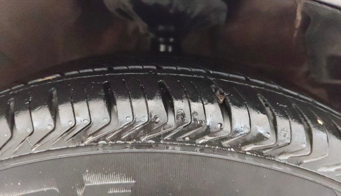 2020 Maruti Celerio VXI (O) CNG, CNG, Manual, 65,391 km, Right Front Tyre Tread