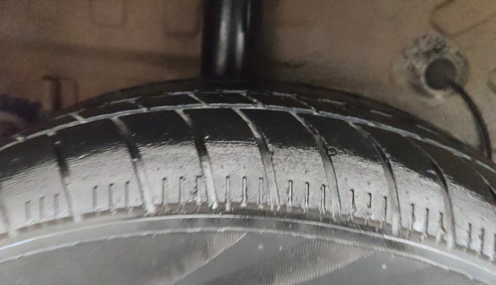 2020 Maruti Celerio VXI (O) CNG, CNG, Manual, 65,391 km, Right Rear Tyre Tread