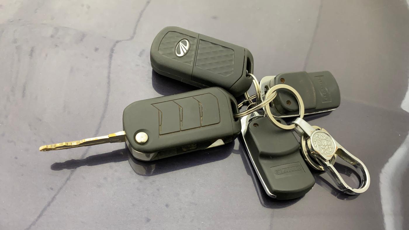 2018 Mahindra MARAZZO M2 8 STR, Diesel, Manual, 77,219 km, Key Close Up