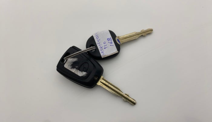 2017 Hyundai Grand i10 SPORTZ 1.2 KAPPA VTVT, Petrol, Manual, 18,097 km, Key Close Up