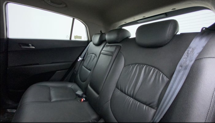 2016 Hyundai Creta SX PLUS AT 1.6 PETROL, Petrol, Automatic, 66,332 km, Right Side Rear Door Cabin