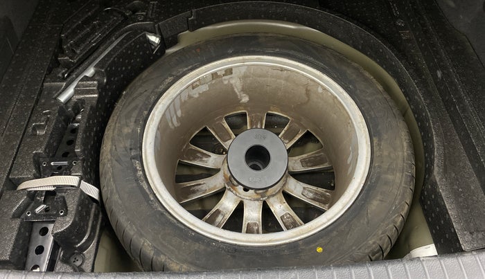 2018 Volkswagen Passat HIGHLINE DSG, Diesel, Automatic, 80,437 km, Spare Tyre