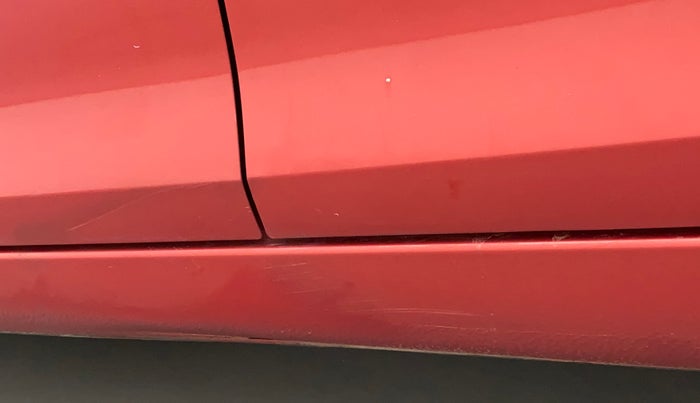 2012 Maruti Swift VXI, Petrol, Manual, 47,169 km, Left running board - Minor scratches