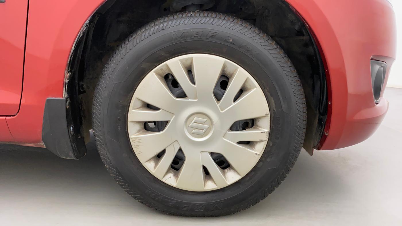 2012 Maruti Swift VXI, Petrol, Manual, 47,169 km, Right Front Wheel