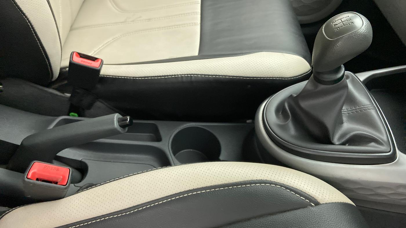 2021 Hyundai GRAND I10 NIOS MAGNA 1.2 KAPPA VTVT, Petrol, Manual, 44,583 km, Gear Lever
