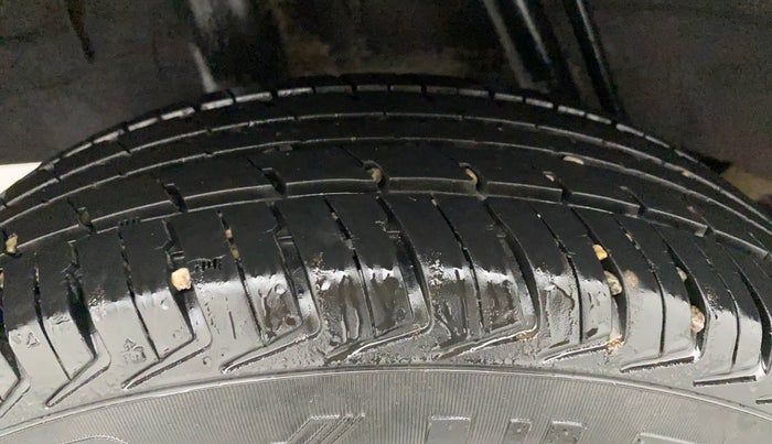 2018 Renault Kwid RXT 0.8, Petrol, Manual, 22,812 km, Right Rear Tyre Tread