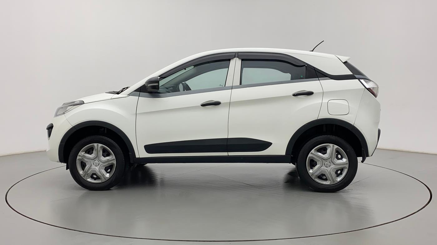 2018 Tata NEXON XM PETROL, Petrol, Manual, 61,334 km, Left Side