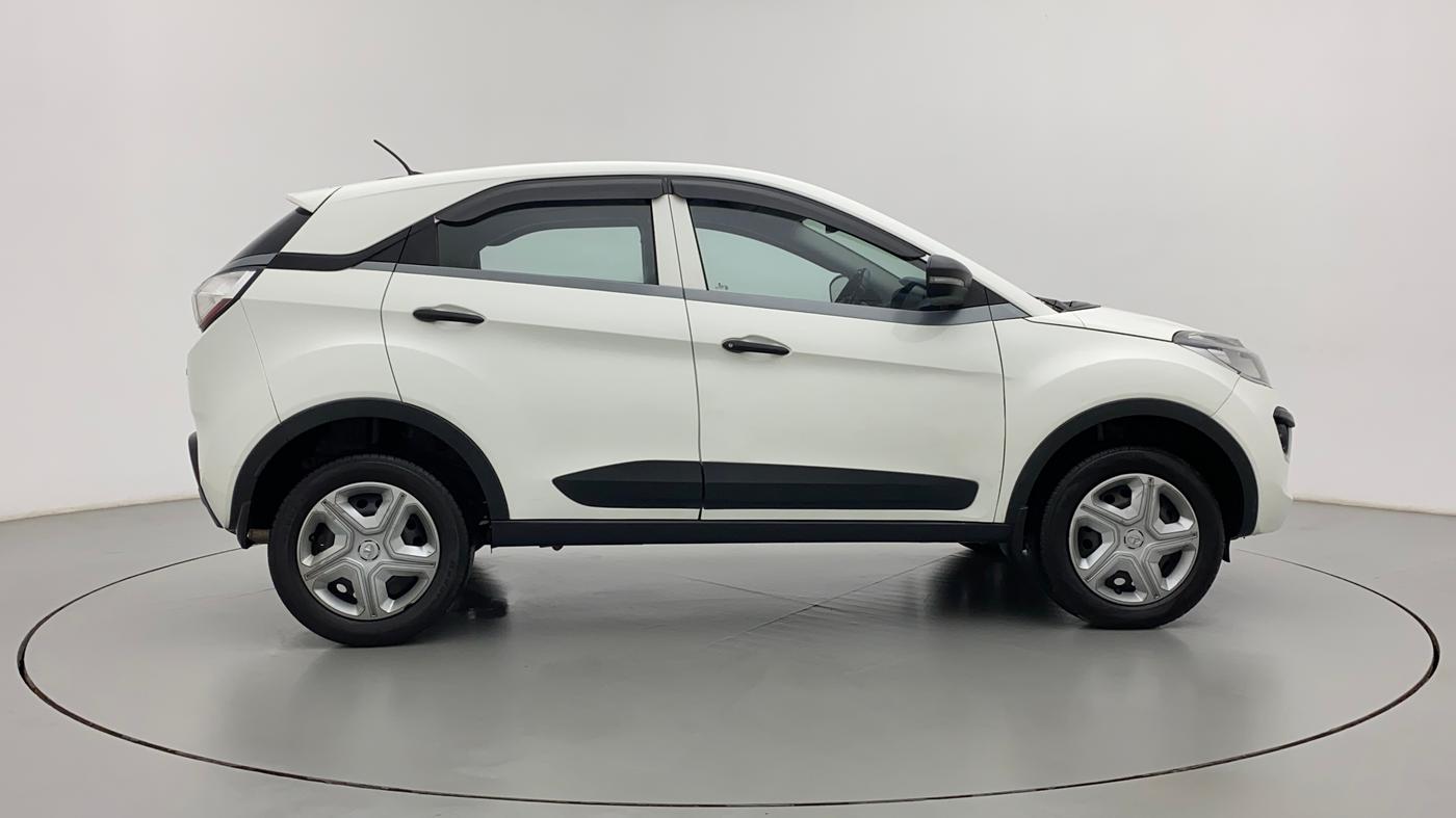 2018 Tata NEXON XM PETROL, Petrol, Manual, 61,334 km, Right Side View