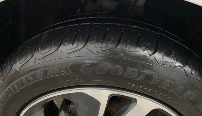 2021 Tata ALTROZ XZ PLUS PETROL, Petrol, Manual, 11,947 km, Left Front Tyre Tread