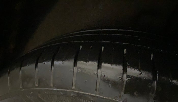 2015 Hyundai Creta S 1.6 PETROL, Petrol, Manual, 84,475 km, Left Rear Tyre Tread