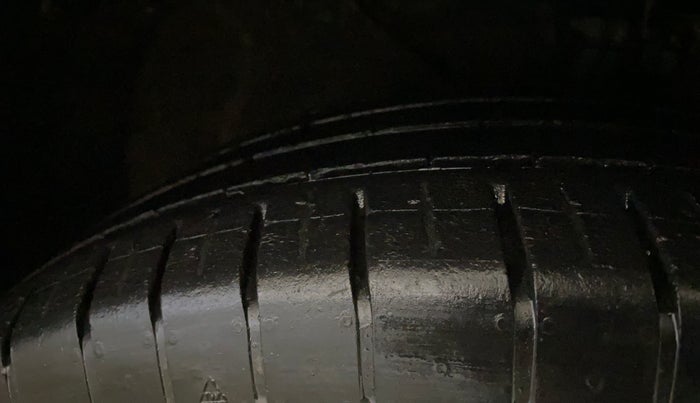 2015 Hyundai Creta S 1.6 PETROL, Petrol, Manual, 84,475 km, Right Front Tyre Tread