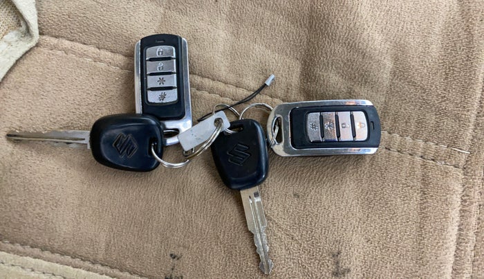 2014 Maruti Alto 800 LXI, Petrol, Manual, 38,460 km, Key Close Up