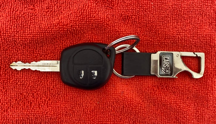 2019 Maruti S PRESSO VXI PLUS, CNG, Manual, 26,271 km, Key Close-up