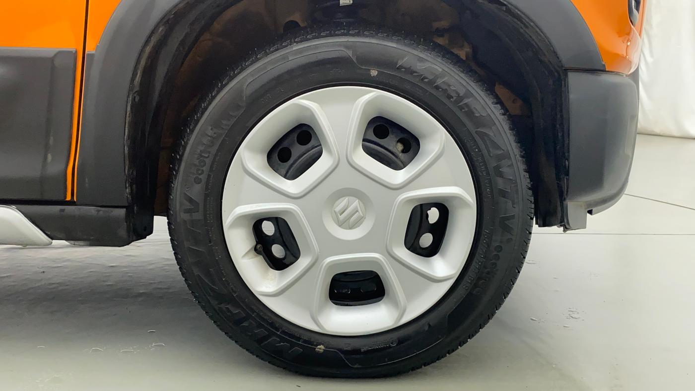 2019 Maruti S PRESSO VXI PLUS, CNG, Manual, 26,271 km, Right Front Tyre