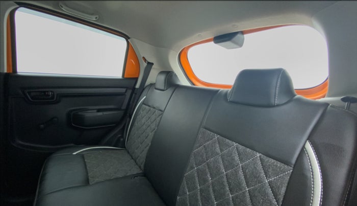2019 Maruti S PRESSO VXI PLUS, CNG, Manual, 26,271 km, Right Side Door Cabin View