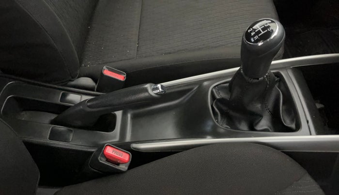 2016 Maruti Baleno DELTA PETROL 1.2, Petrol, Manual, 95,581 km, Gear Lever