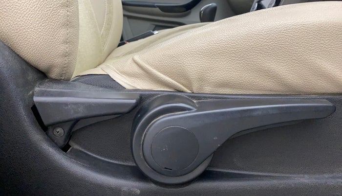 2019 Tata Tiago XZ PLUS PETROL, Petrol, Manual, 54,828 km, Driver Side Adjustment Panel