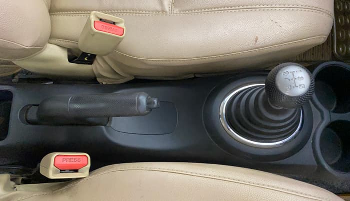 2014 Honda Brio S MT, Petrol, Manual, 48,307 km, Gear Lever