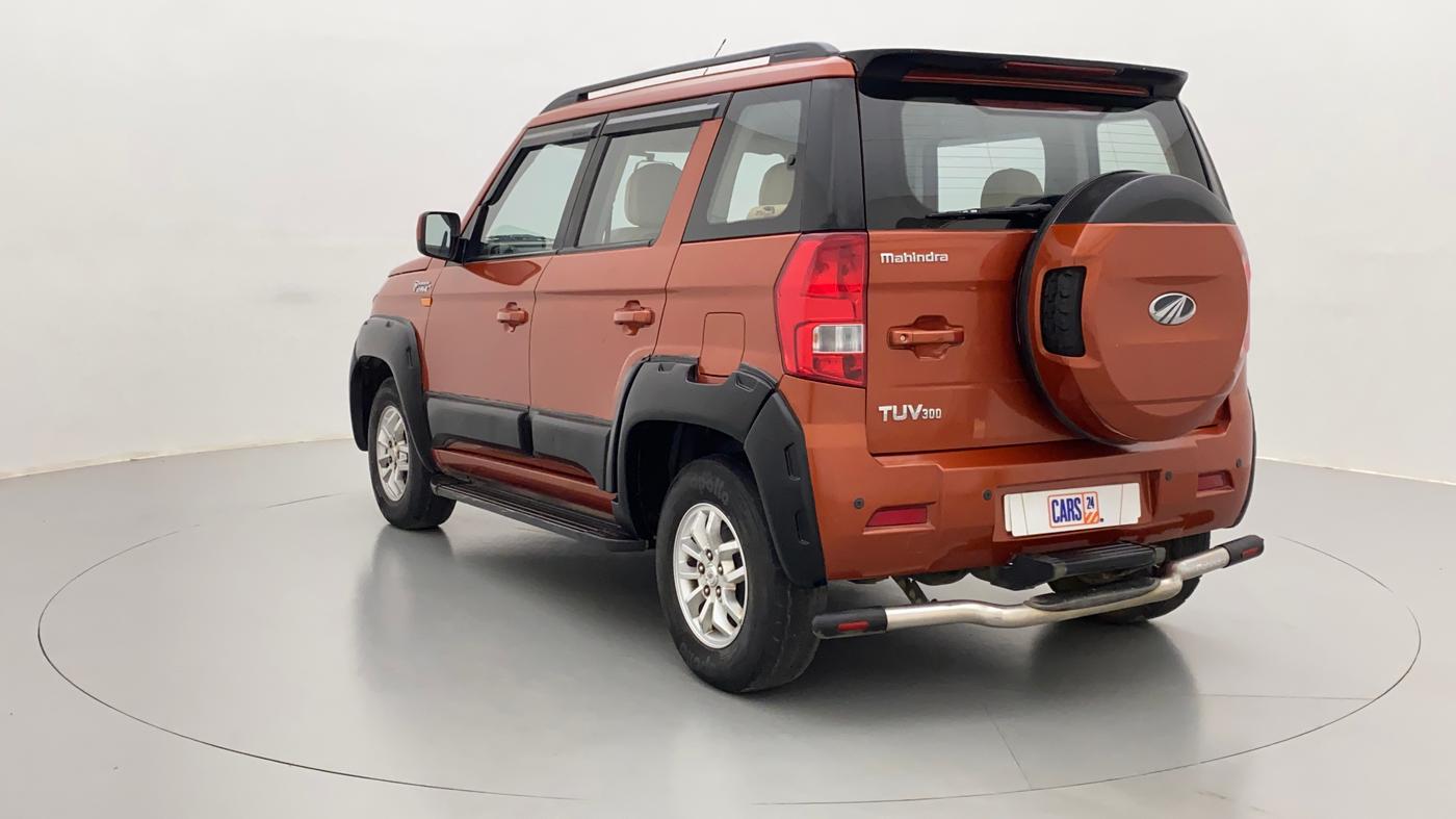 2016 Mahindra TUV300 T8, Diesel, Manual, 55,597 km, Left Back Diagonal