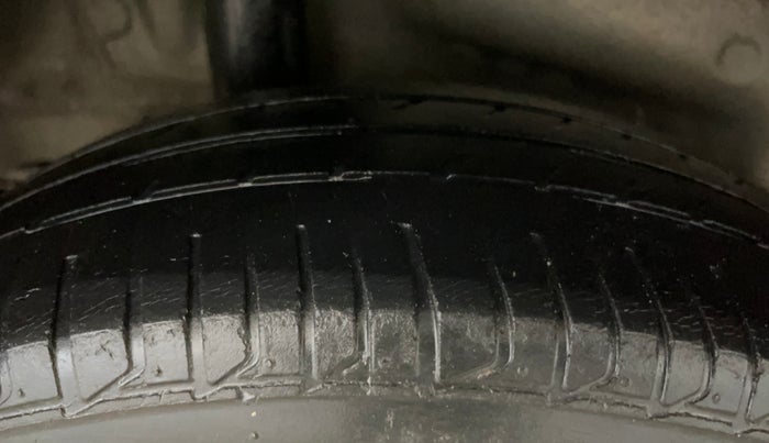 2015 Honda City 1.5L I-VTEC SV, Petrol, Manual, 48,194 km, Right Rear Tyre Tread