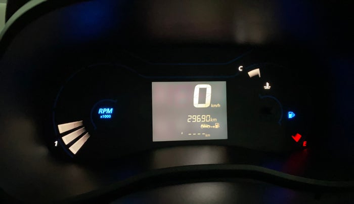 2022 Renault Kwid RXT 1.0, Petrol, Manual, 29,737 km, Odometer Image