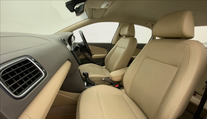 2016 Volkswagen Vento HIGHLINE PETROL AT, Petrol, Automatic, 1,03,296 km, Right Side Front Door Cabin