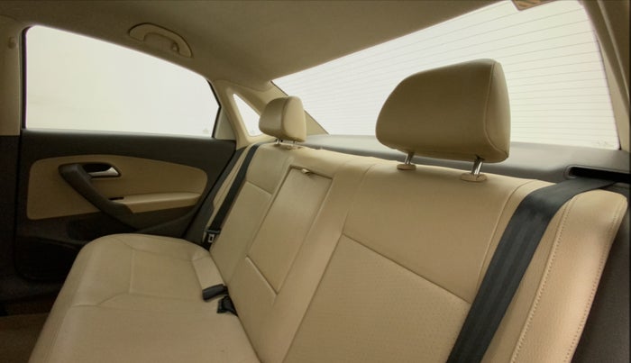 2016 Volkswagen Vento HIGHLINE PETROL AT, Petrol, Automatic, 1,03,296 km, Right Side Rear Door Cabin