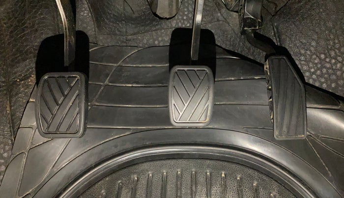 2020 Maruti New Wagon-R LXI CNG 1.0, CNG, Manual, 63,072 km, Pedals