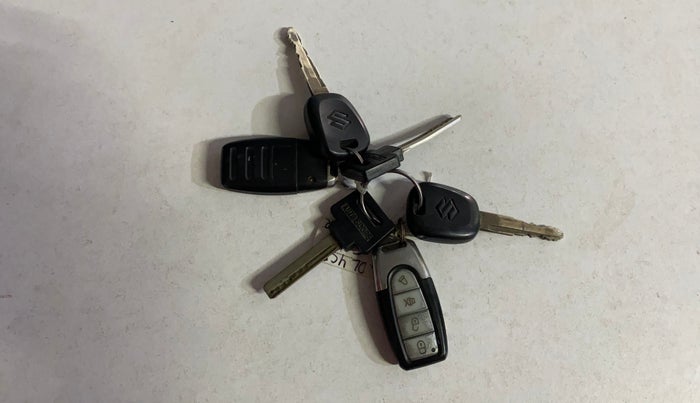 2020 Maruti New Wagon-R LXI CNG 1.0, CNG, Manual, 63,072 km, Key Close Up