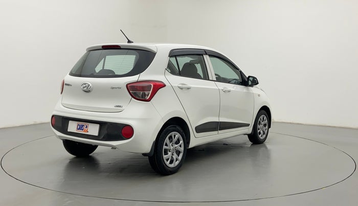 2017 Hyundai Grand i10 Sportz1.2 CRDI, Diesel, Manual, 43,683 km, Right Back Diagonal