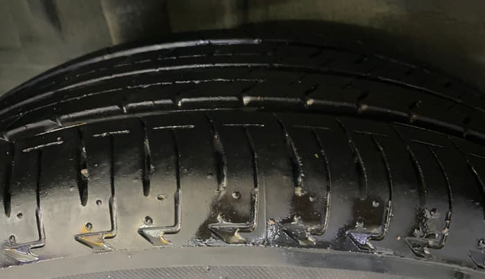 2024 Maruti IGNIS DELTA 1.2 AMT, Petrol, Automatic, 7,087 km, Right Rear Tyre Tread