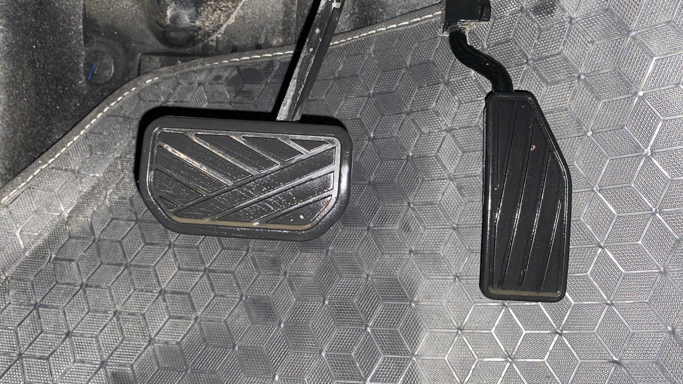 2024 Maruti IGNIS DELTA 1.2 AMT, Petrol, Automatic, 7,087 km, Pedals