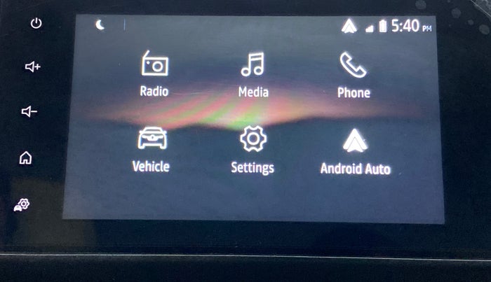 2021 Renault Kiger RXT 1.0 AMT, Petrol, Automatic, 10,893 km, Apple CarPlay and Android Auto