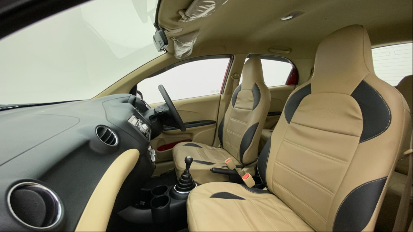 2016 Honda Brio S MT, Petrol, Manual, 57,617 km, Right Side Front Door Cabin