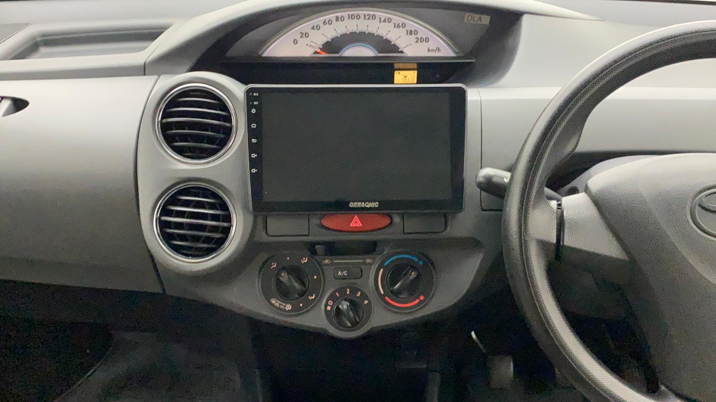 2012 Toyota Etios Liva GD, Diesel, Manual, 79,336 km, Air Conditioner