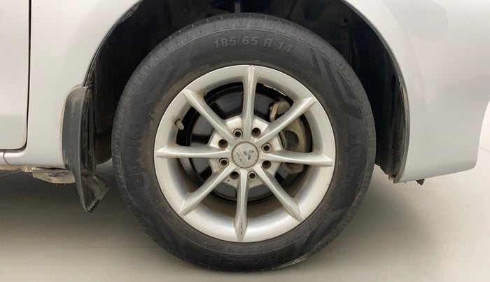 2012 Toyota Etios Liva GD, Diesel, Manual, 79,336 km, Right Front Wheel