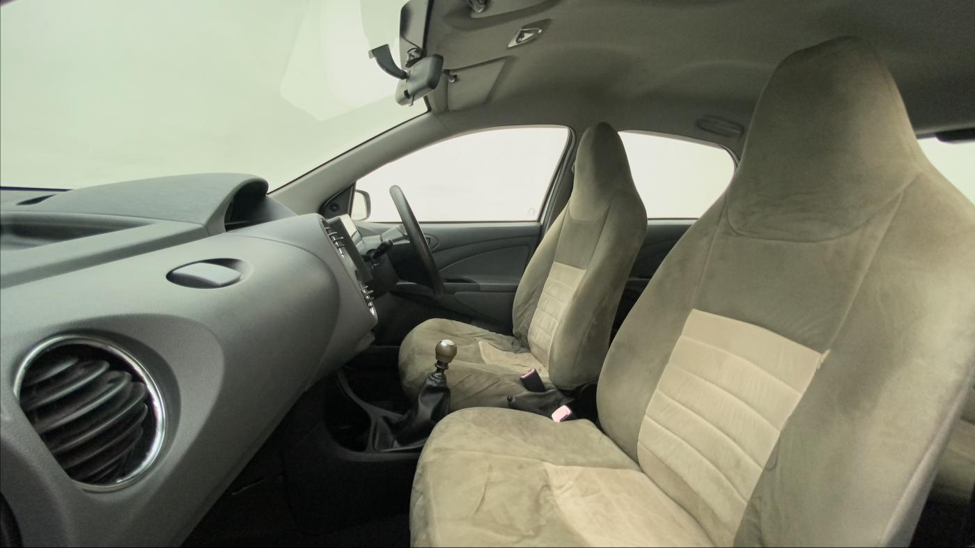 2012 Toyota Etios Liva GD, Diesel, Manual, 79,336 km, Right Side Front Door Cabin