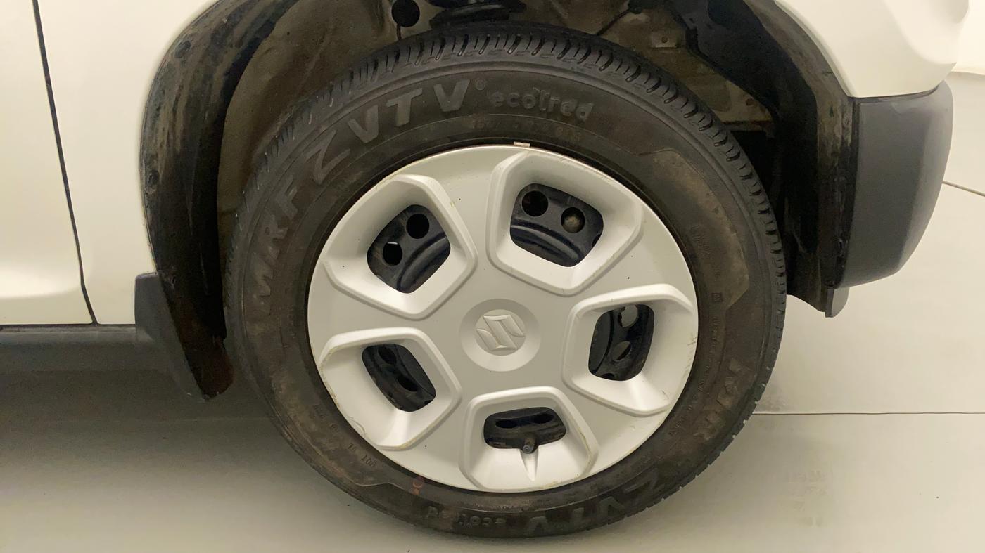 2021 Maruti S PRESSO VXI PLUS AMT, Petrol, Automatic, 27,012 km, Right Front Wheel