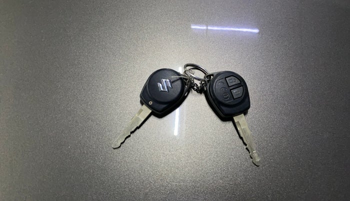 2019 Maruti Dzire VXI, Petrol, Manual, 46,563 km, Key Close Up