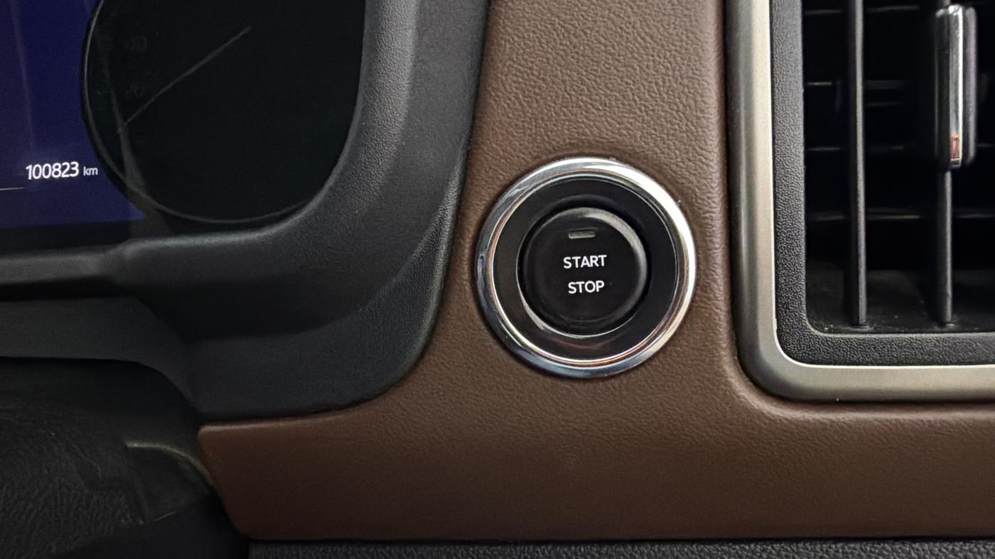 2023 Mahindra SCORPIO-N Z8 PETROL AT 7 STR, Petrol, Automatic, 1,00,822 km, Keyless Start/ Stop Button