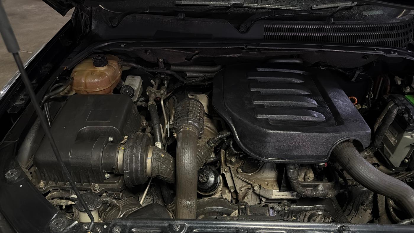 2023 Mahindra SCORPIO-N Z8 PETROL AT 7 STR, Petrol, Automatic, 1,00,822 km, Engine View - Right