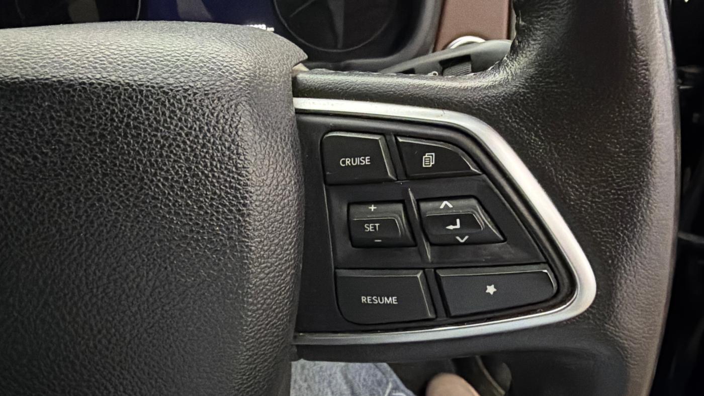 2023 Mahindra SCORPIO-N Z8 PETROL AT 7 STR, Petrol, Automatic, 1,00,822 km, Adaptive Cruise Control