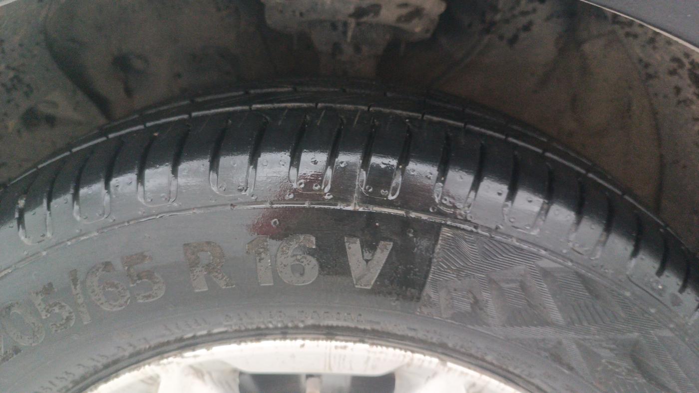 2016 Hyundai Creta SX PLUS 1.6 PETROL, Petrol, Manual, 82,855 km, Left Front Tyre Tread