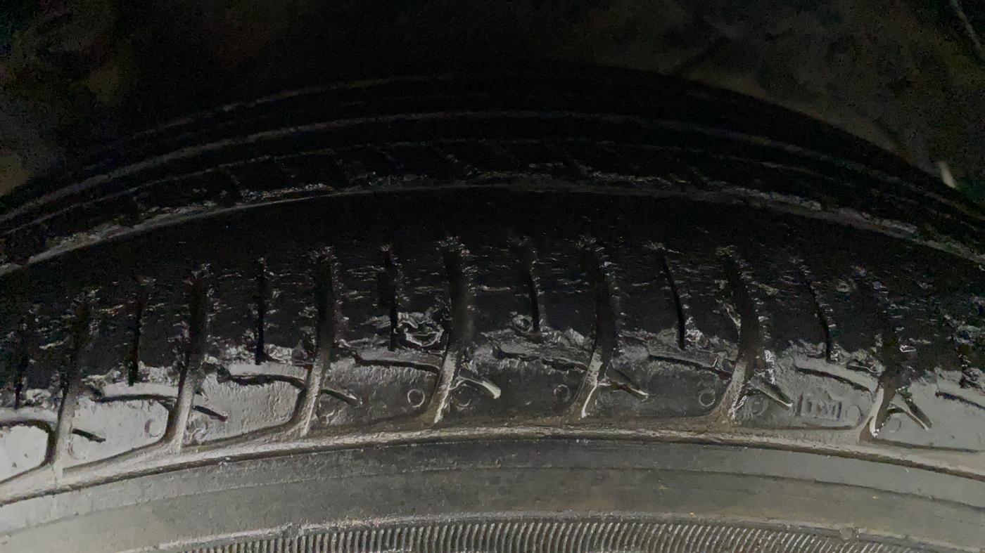2017 Maruti Ciaz ZETA DIESEL 1.3, Diesel, Manual, 90,677 km, Left Rear Tyre Tread