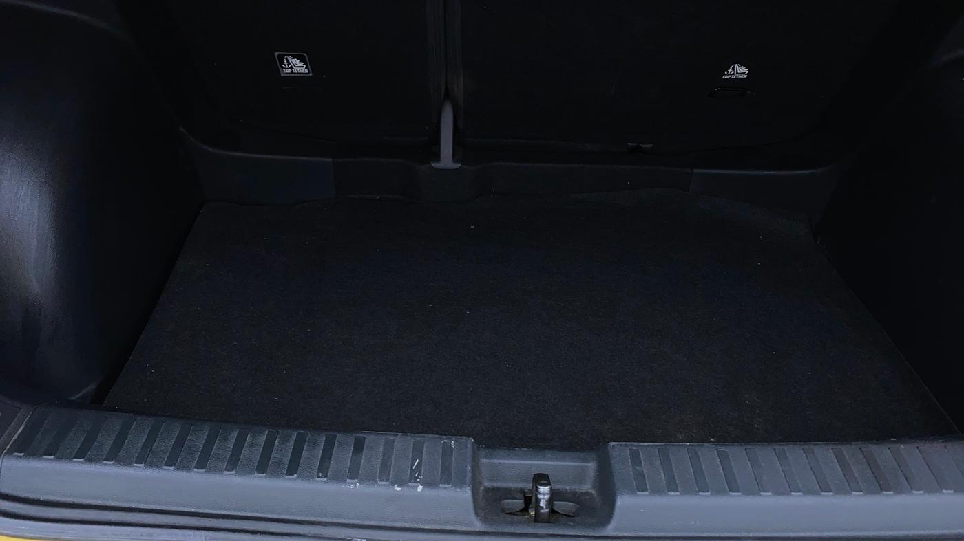 2023 Volkswagen TAIGUN TOPLINE 1.0 TSI AT, Petrol, Automatic, 34,848 km, Boot Inside