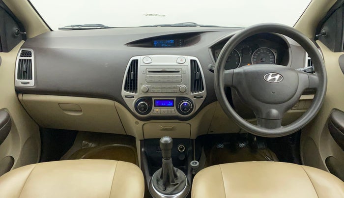 2011 Hyundai i20 MAGNA 1.2, Petrol, Manual, 75,146 km, Dashboard