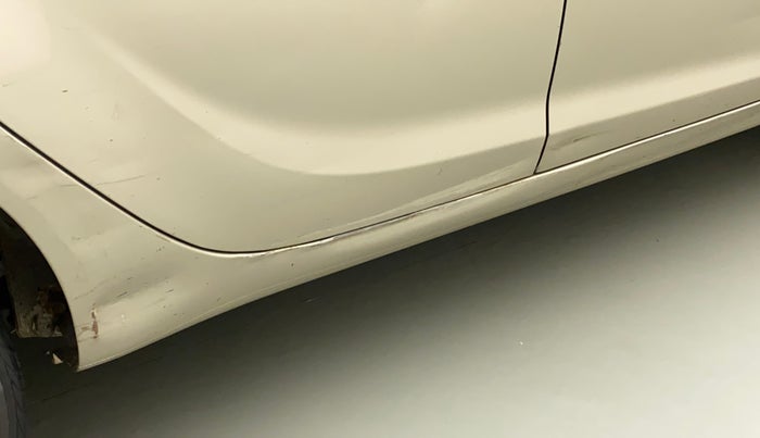 2011 Hyundai i20 MAGNA 1.2, Petrol, Manual, 75,146 km, Right running board - Minor scratches