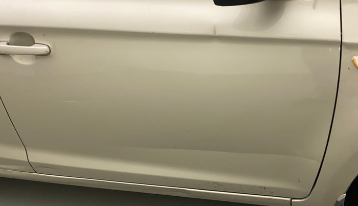 2011 Hyundai i20 MAGNA 1.2, Petrol, Manual, 75,146 km, Driver-side door - Minor scratches